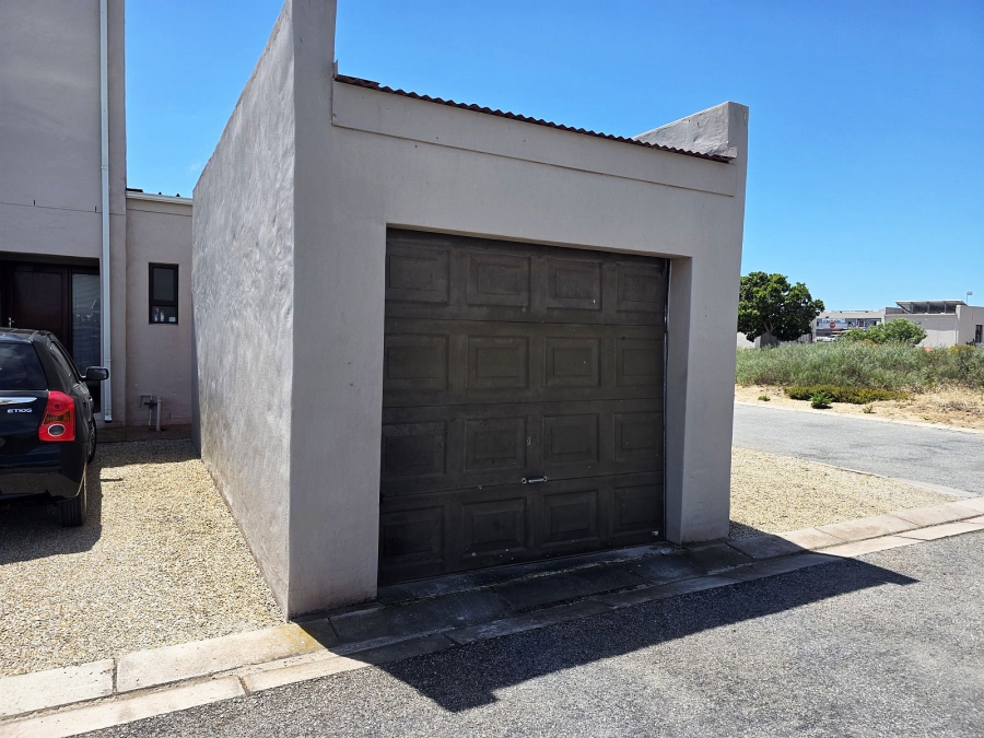 2 Bedroom Property for Sale in Mykonos Western Cape